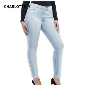 Good American, Good Waist Crop 10